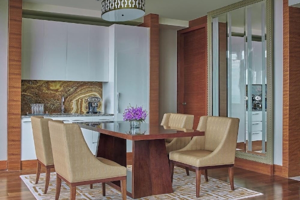 Hotel Grand Hyatt Manila